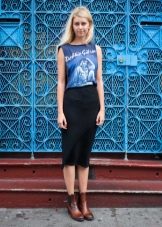 З чим носити жіночі черевики челсі? 78 фото Поєднання челсі без каблука з спідницею і сукнею, брюками і джинсами