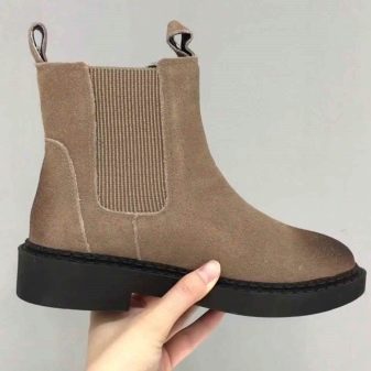 З чим носити жіночі черевики челсі? 78 фото Поєднання челсі без каблука з спідницею і сукнею, брюками і джинсами