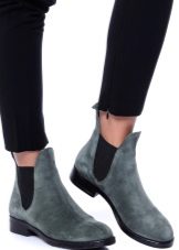 З чим носити жіночі черевики челсі? 78 фото Поєднання челсі без каблука з спідницею і сукнею, брюками і джинсами