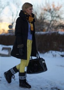 З чим носити жіночі дутики (54 фото): з пальто або курткою, зимові білі і чорні моделі з шубою і сукнею, з пуховиком і спідницею