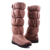 З чим носити жіночі дутики (54 фото): з пальто або курткою, зимові білі і чорні моделі з шубою і сукнею, з пуховиком і спідницею