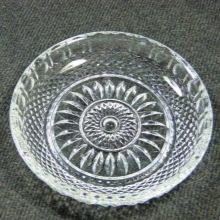 З чого роблять тарілки? Скляні і керамічні, фарфорові і пластикові, металеві та глиняні тарілки. Плюси і мінуси багаторазового посуду з нержавіючої сталі і сталі