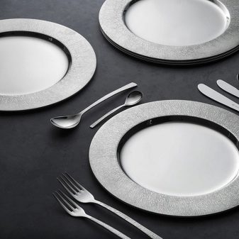 З чого роблять тарілки? Скляні і керамічні, фарфорові і пластикові, металеві та глиняні тарілки. Плюси і мінуси багаторазового посуду з нержавіючої сталі і сталі