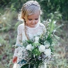 Зачіски для дівчаток на весілля (46 фото): дитячі зачіски на 10-14 років, красиві весільні варіанти для дітей від 5 років