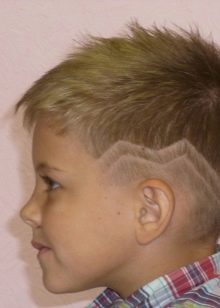 Зачіски для хлопчиків 10 років (72 фото): модні і круті дитячі стрижки, красиві і стильні варіанти з чубчиком для дітей, вибір модельних зачісок