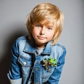 Зачіски для хлопчиків 10 років (72 фото): модні і круті дитячі стрижки, красиві і стильні варіанти з чубчиком для дітей, вибір модельних зачісок