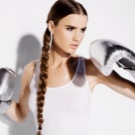 Зачіски для спорту (28 фото): вибираємо жіночу спортивну стрижку для довгих, коротких або середніх волосся