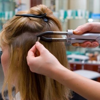 Зачіски для танців (38 фото): вибираємо зачіску для хіп-хоп, сучасних і східних, латинських та іспанських танців, красиві укладання для танцювальних турнірів