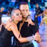 Зачіски для танців (38 фото): вибираємо зачіску для хіп-хоп, сучасних і східних, латинських та іспанських танців, красиві укладання для танцювальних турнірів