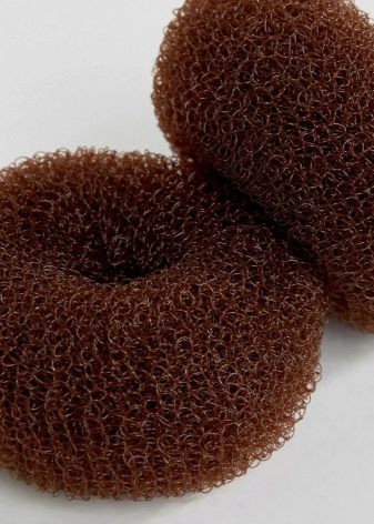 Зачіски на довге тонке волосся (36 фото): швидкі укладання на кожен день на рідкісні волосся своїми руками, красиві і легкі вечірні зачіски