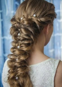 Зачіски на довге тонке волосся (36 фото): швидкі укладання на кожен день на рідкісні волосся своїми руками, красиві і легкі вечірні зачіски