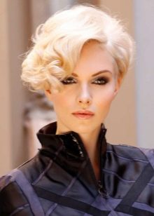 Зачіски на короткі волосся в домашніх умовах (84 фото): як красиво укладати короткі стрижки своїми руками? Покрокові інструкції