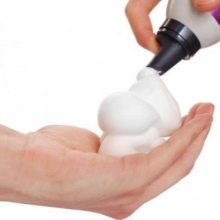 Зачіски на короткі волосся в домашніх умовах (84 фото): як красиво укладати короткі стрижки своїми руками? Покрокові інструкції