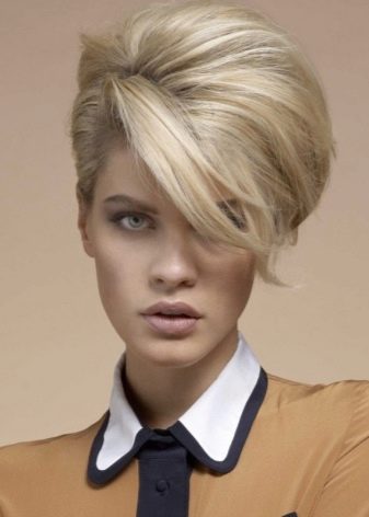 Зачіски на короткі волосся в домашніх умовах (84 фото): як красиво укладати короткі стрижки своїми руками? Покрокові інструкції