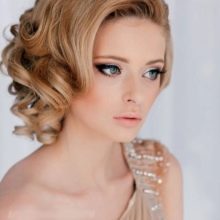 Зачіски на короткі волосся в домашніх умовах (84 фото): як красиво укладати короткі стрижки своїми руками? Покрокові інструкції