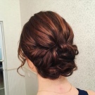 Зачіски на коротке волосся (69 фото): красиві, прості і модні жіночі укладання 2020. Стильні високі й пишні зачіски