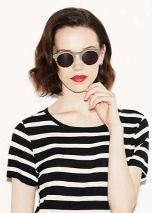 Зачіски на коротке волосся (69 фото): красиві, прості і модні жіночі укладання 2020. Стильні високі й пишні зачіски