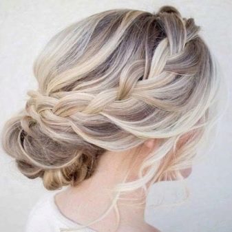 Зачіски на коротке волосся (69 фото): красиві, прості і модні жіночі укладання 2020. Стильні високі й пишні зачіски