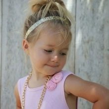 Зачіски на коротке волосся (69 фото): красиві, прості і модні жіночі укладання 2020. Стильні високі й пишні зачіски