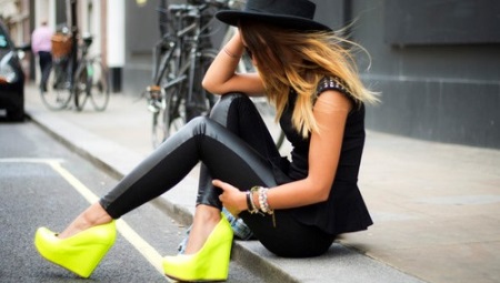 Закриті туфлі (69 фото): з чим носити жіночі моделі з закритими п’ятою і носом