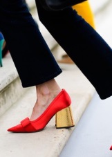 Закриті туфлі (69 фото): з чим носити жіночі моделі з закритими п’ятою і носом