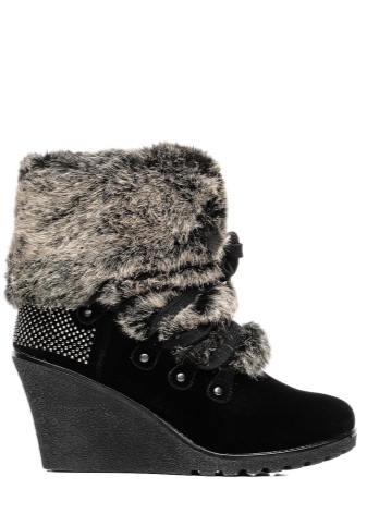 Замшеві ботильйони на танкетці (53 фото): з чим носити зимові моделі з замши