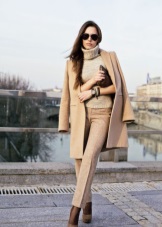 Замшеві туфлі на підборах (66 фото): жіночі моделі на середньому товстому і низькому каблуці, чорні, сині, сірі і бежеві з замші