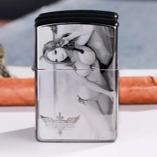 Запальнички у подарунок чоловікові: красиві газові моделі з гравіюванням, особливості вибору