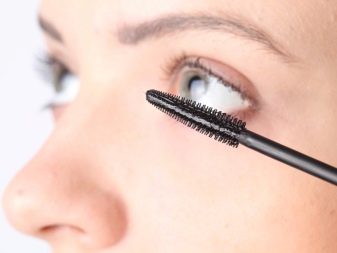Засоби для росту вій в домашніх умовах (24 фото): народні рецепти для зміцнення довгих вій. Як покроково поліпшити вії?