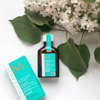 Засоби для сухого волосся: зволожуючий кондиціонер і спрей для дуже сухого волосся, сироватка проти ламкості і відновлення фарбованого волосся