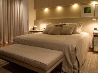 Затишна спальня (53 фото): як створити затишок в маленькій кімнаті? Як зробити гарний дизайн інтер’єру? Найновіші модні ідеї