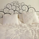 Затишна спальня (53 фото): як створити затишок в маленькій кімнаті? Як зробити гарний дизайн інтер’єру? Найновіші модні ідеї