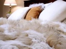 Затишна спальня (53 фото): як створити затишок в маленькій кімнаті? Як зробити гарний дизайн інтер’єру? Найновіші модні ідеї