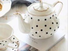 заварювальні чайники Фарфорові: білі дулевские чайники з ситечком для заварки чаю, чайники «Імператорський фарфор»