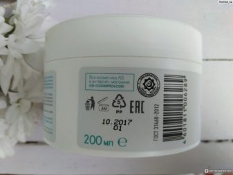 Зберігання косметики: де правильно зберігати вдома? Стандартні умови зберігання парфумерної та косметичної продукції, використання контейнерів і коробок