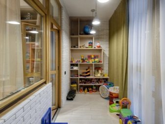 Зберігання на балконі і лоджії (53 фото): ідеї організації системи зберігання речей і взуття, овочів і банок. Вибір місця для функціональної зони