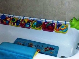 Зберігання у ванній кімнаті (43 фото): системи зберігання рушників і іграшок, ідеї організації простору та оптимальні рішення