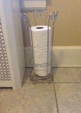 Зберігання у ванній кімнаті (43 фото): системи зберігання рушників і іграшок, ідеї організації простору та оптимальні рішення