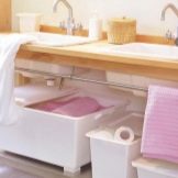 Зберігання у ванній кімнаті (43 фото): системи зберігання рушників і іграшок, ідеї організації простору та оптимальні рішення