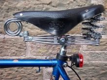 Зберігання велосипедів: як зберігати в під’їзді і гаражі? Особливості сезонного зберігання взимку. Чи можна зберігати в загальному коридорі і на сходовому майданчику?