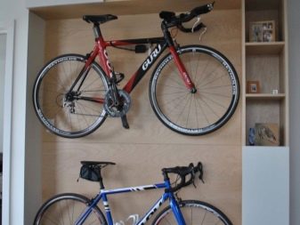 Зберігання велосипедів: як зберігати в під’їзді і гаражі? Особливості сезонного зберігання взимку. Чи можна зберігати в загальному коридорі і на сходовому майданчику?