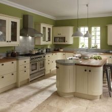 Зелена кухня (111 фото): кухонний гарнітур зеленого кольору в дизайні інтер’єру, вибір зелених шпалер, сіро-зелена і темно-зелена, чорно-зелена і зелено-коричнева кухні