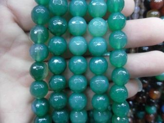 Зелений агат (29 фото): магічні та інші властивості каменю. Кому він підходить? Його значення