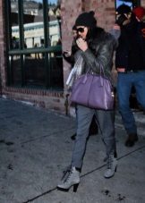 Жіночі черевики (100 фото): модне взуття для жінок сезону 2020, туфлі в стилі мілітарі, Shoiberg, Betsy