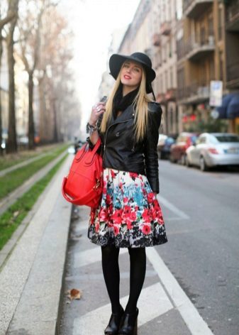 Жіночі черевики (100 фото): модне взуття для жінок сезону 2020, туфлі в стилі мілітарі, Shoiberg, Betsy