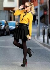 Жіночі черевики (100 фото): модне взуття для жінок сезону 2020, туфлі в стилі мілітарі, Shoiberg, Betsy