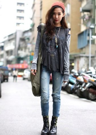 Жіночі черевики (100 фото): модне взуття для жінок сезону 2020, туфлі в стилі мілітарі, Shoiberg, Betsy