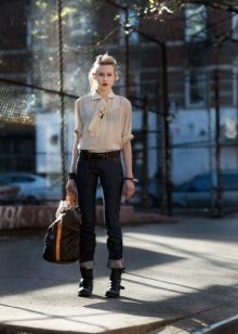 Жіночі черевики (100 фото): модне взуття для жінок сезону 2020, туфлі в стилі мілітарі, Shoiberg, Betsy