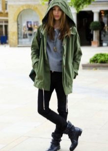 Жіночі черевики (100 фото): модне взуття для жінок сезону 2020, туфлі в стилі мілітарі, Shoiberg, Betsy