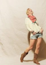 Жіночі черевики (100 фото): модне взуття для жінок сезону 2020, туфлі в стилі мілітарі, Shoiberg, Betsy